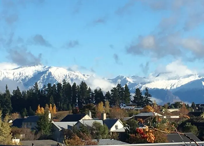 'mount Iron Edge' With Mountain Views 瓦纳卡